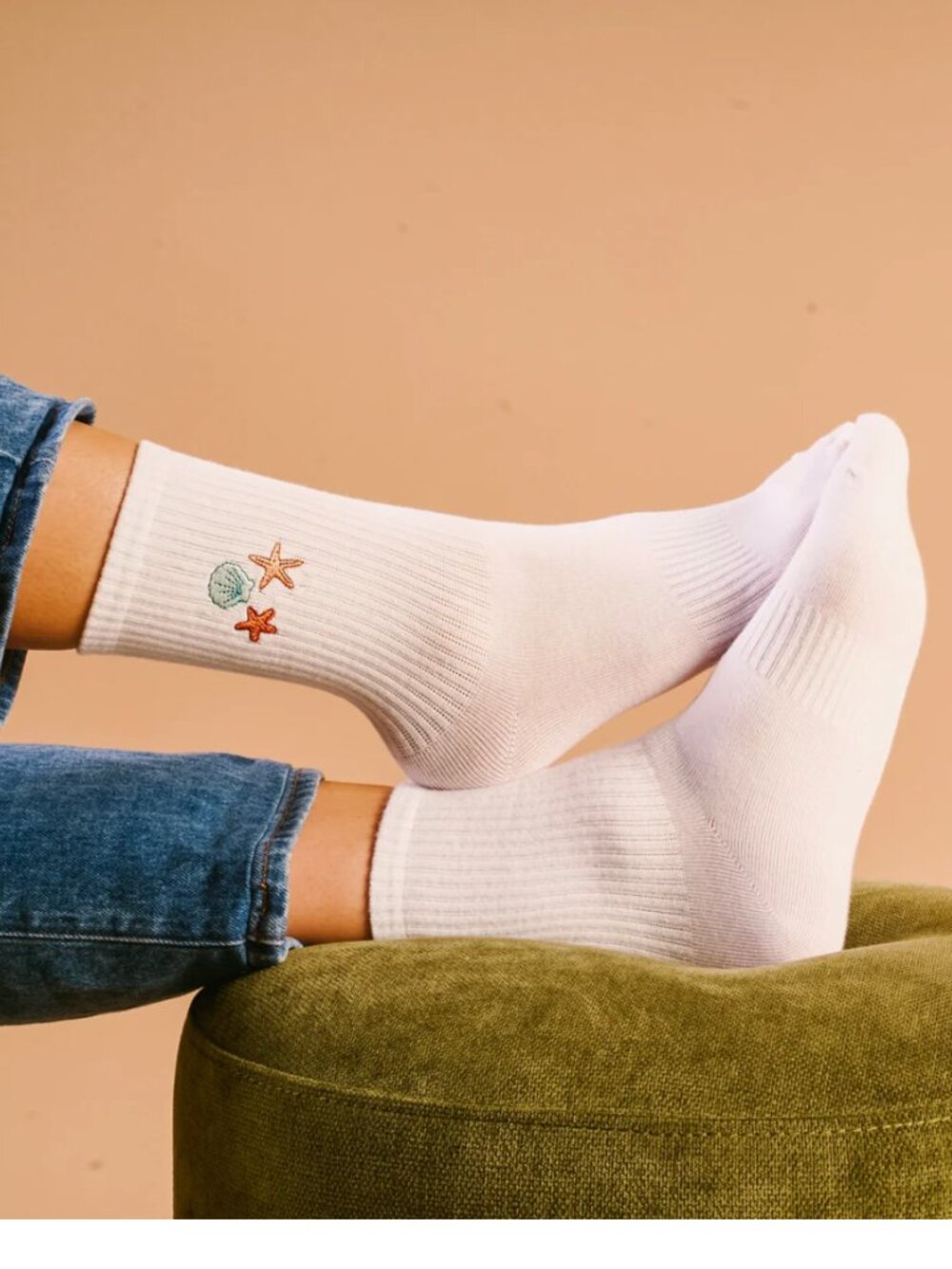 Embroidered Crew Socks - Seashells - Picture 3 of 4